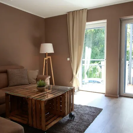 Feriendomizil Zur Burg شقة كوتشيم