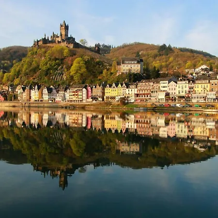 Feriendomizil Zur Burg * كوتشيم