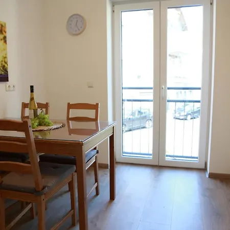 Apartment Feriendomizil Zur Burg